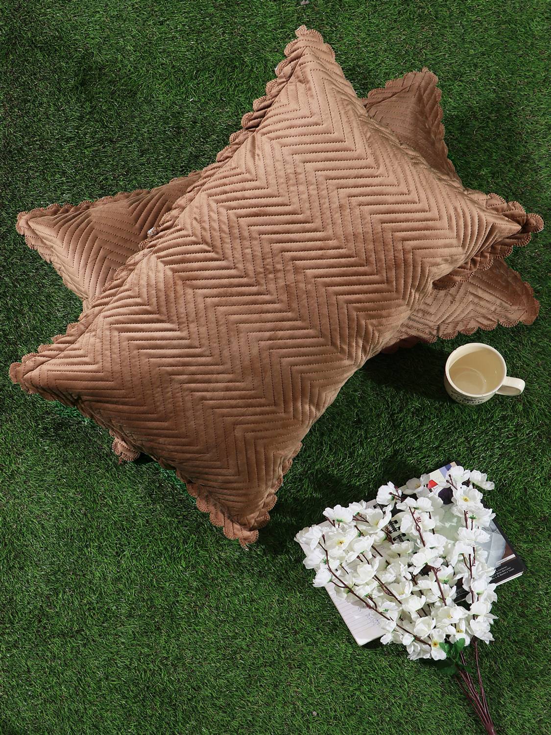 CARLTON LONDON Velvet Pillows Cover