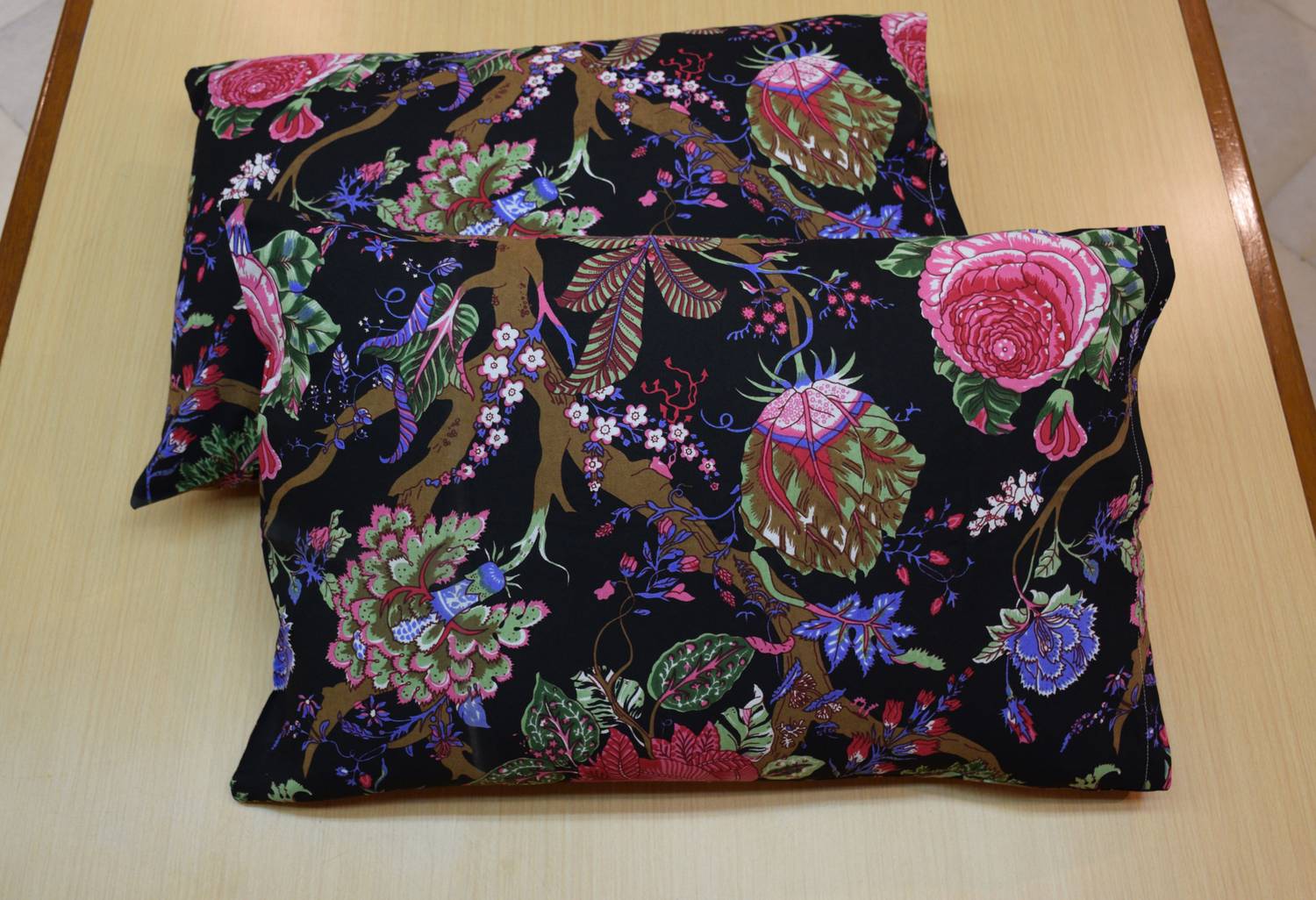 CAPUA Cotton Pillows Cover