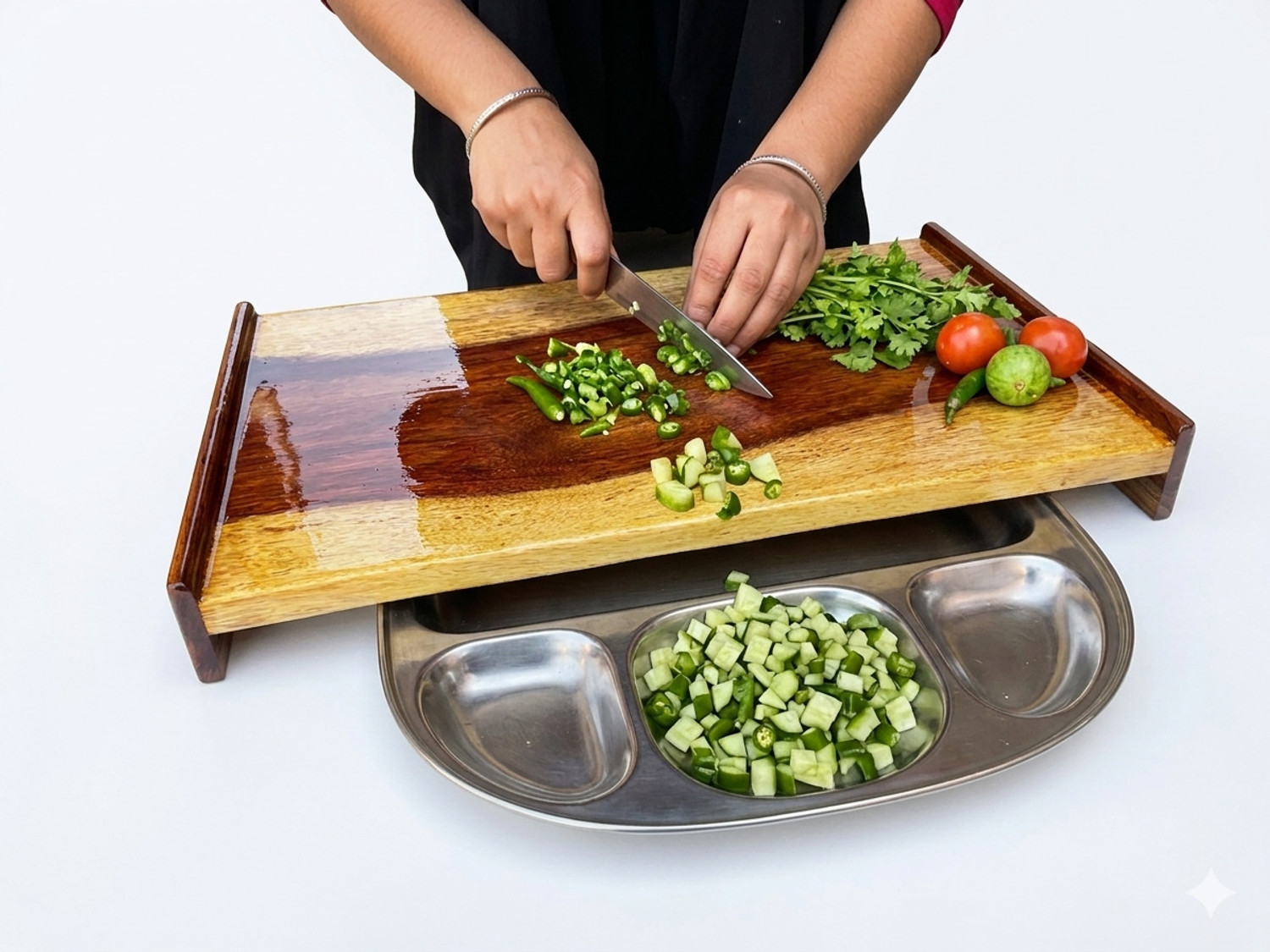 Image of Kath valo Wooden Cutting Board