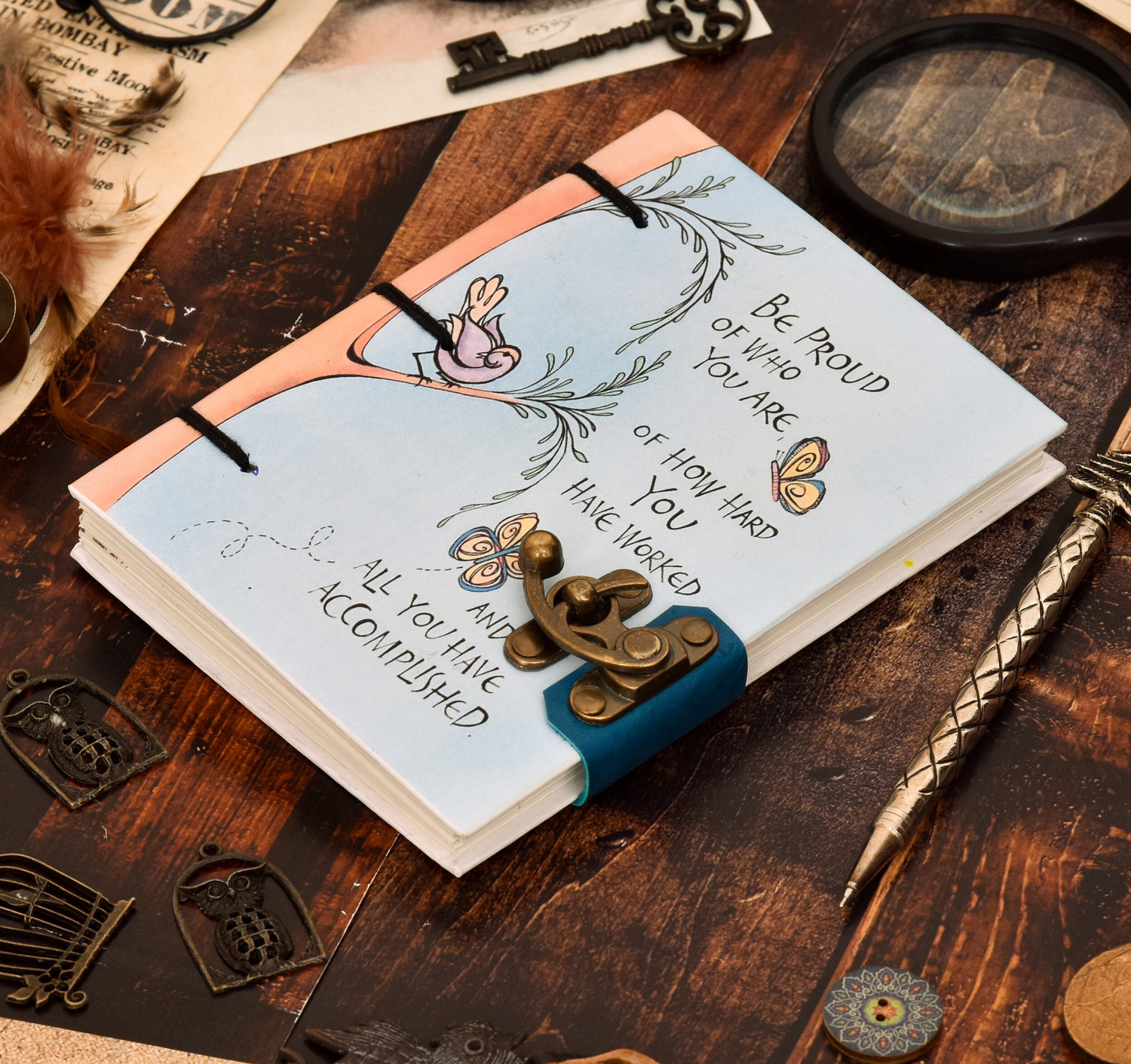 Image of The Vintage Journal Euro Binding Diary With Lock Closure And 100% Recycled Handmade Paper A5 Diary Un-ruled 144 Pages