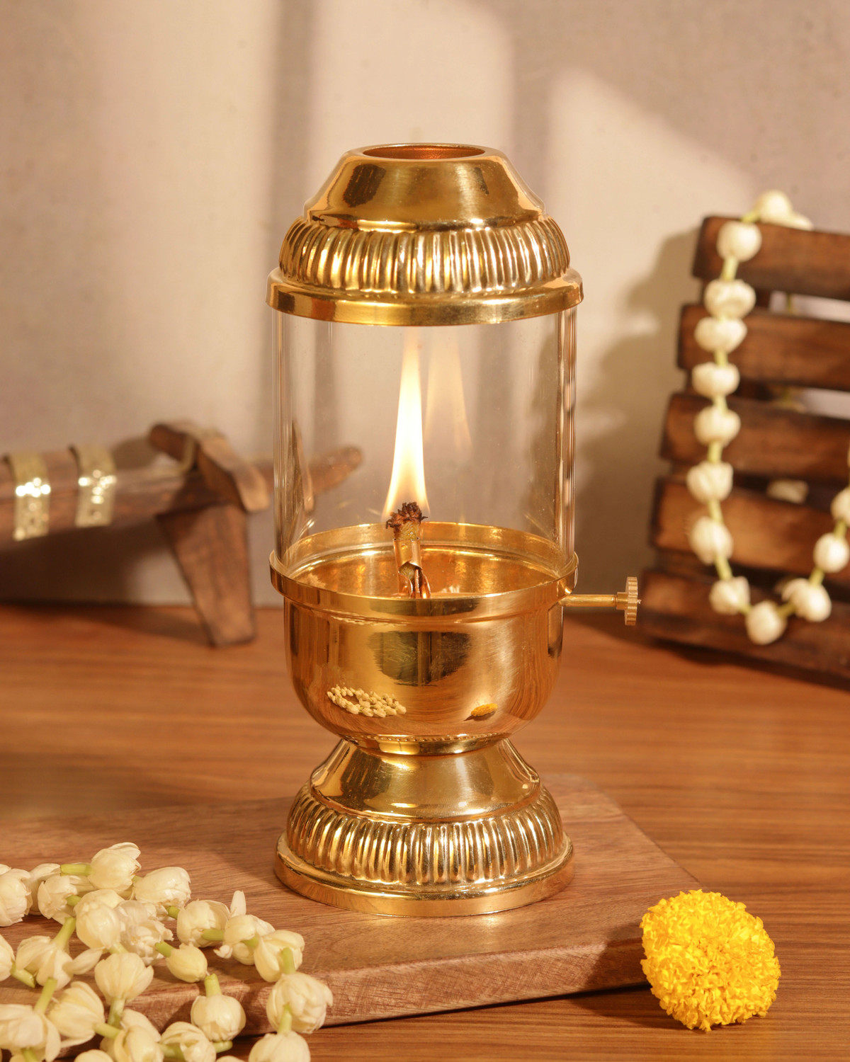 ALTINORA 7.5-inch Akhand Jyot Diya| Diya for Pooja | Diwali items Borosilicate Glass, Iron Table Diya