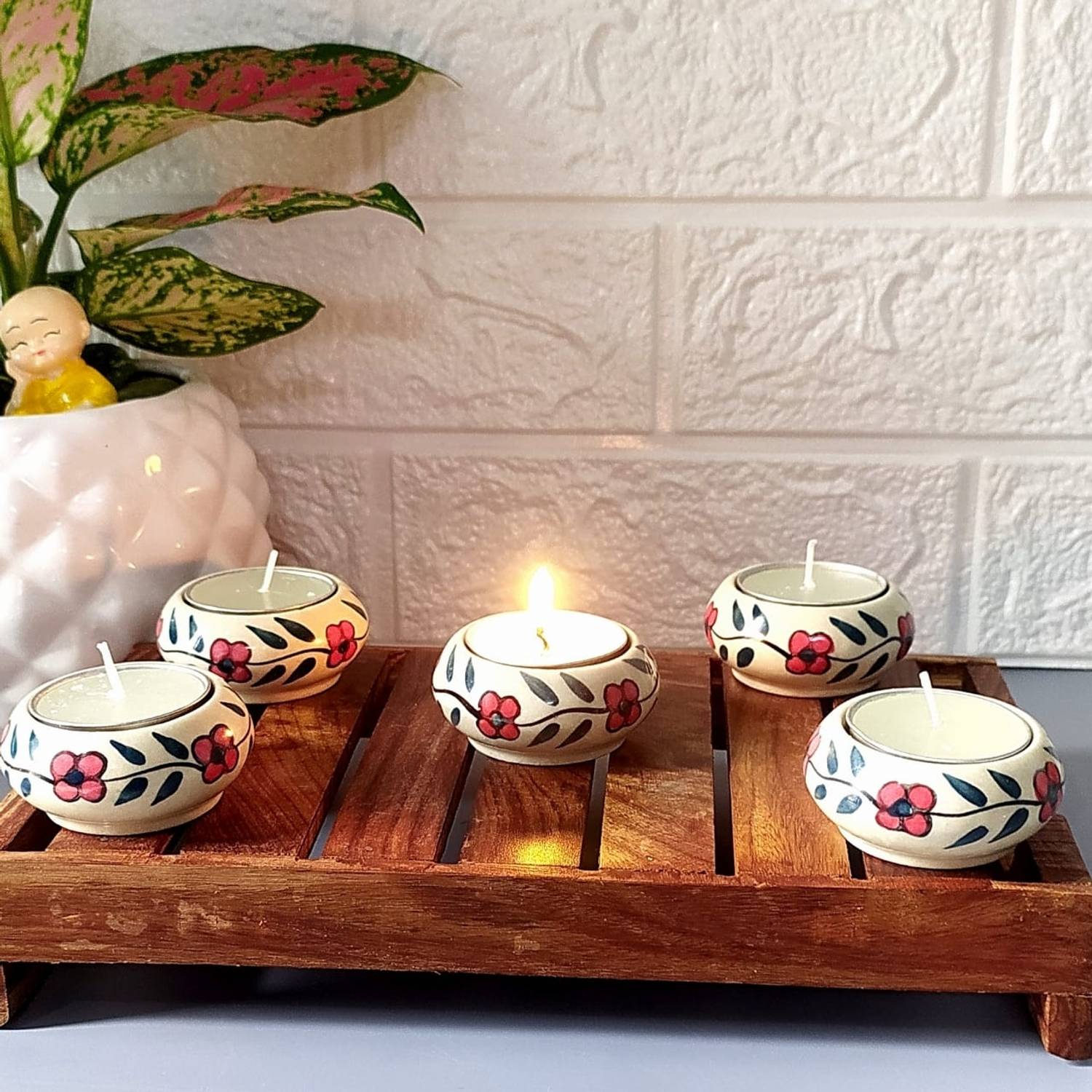 AAV WORLD RED FLORAL TABLE CERAMIC TABLE DIYA Ceramic (Pack of 6) Table Diya Set