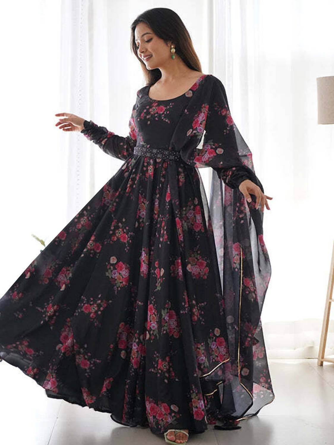 Raiyani Fashion Women Kurta Dupatta Set