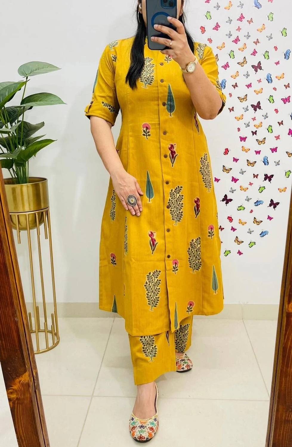 Galbaliya Women Two Piece Dress Yellow Knee Length Dress