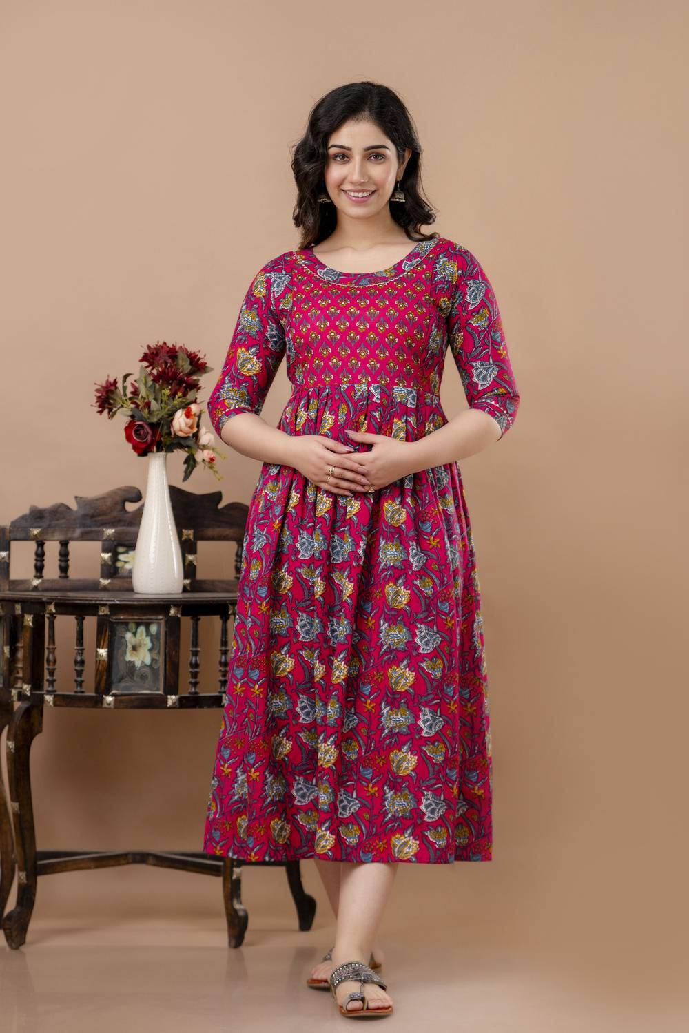 AAVRITTIQUEENS Women Fit and Flare Pink Midi/Calf Length Dress