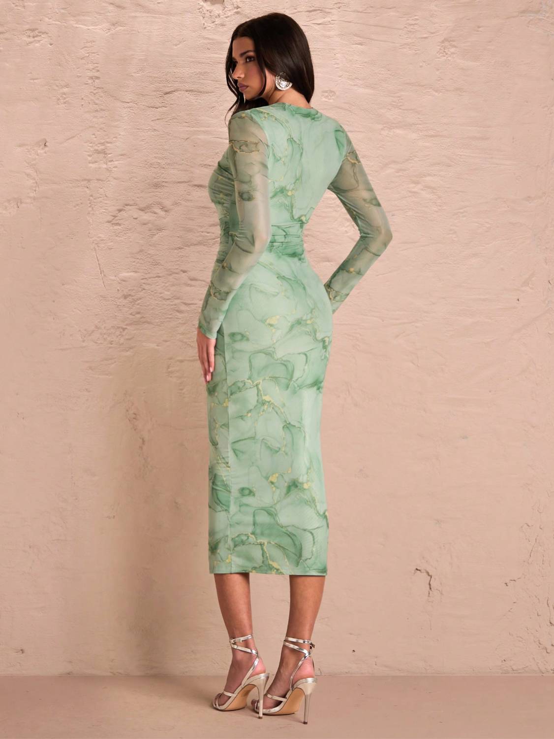 FASHION YARI Women Green Bodycon Midi Dress - Image 2