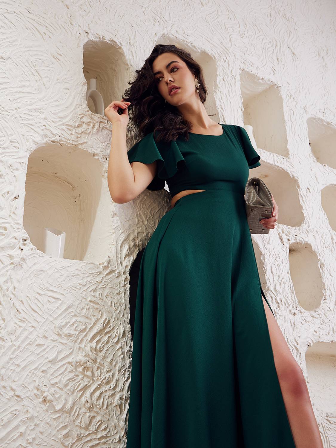green emerald velvet dress Women Olive Green & White Tropical Printed Off-Shoulder Neck Front Cut-Out  Cotton Bodycon Mini Dress