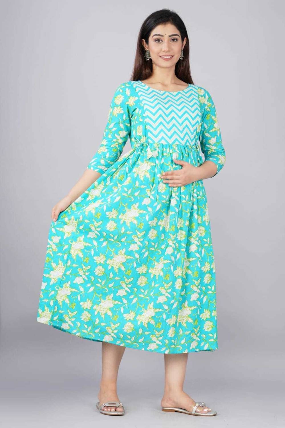ARKAVYA Women Fit and Flare Light Green Midi/Calf Length Dress