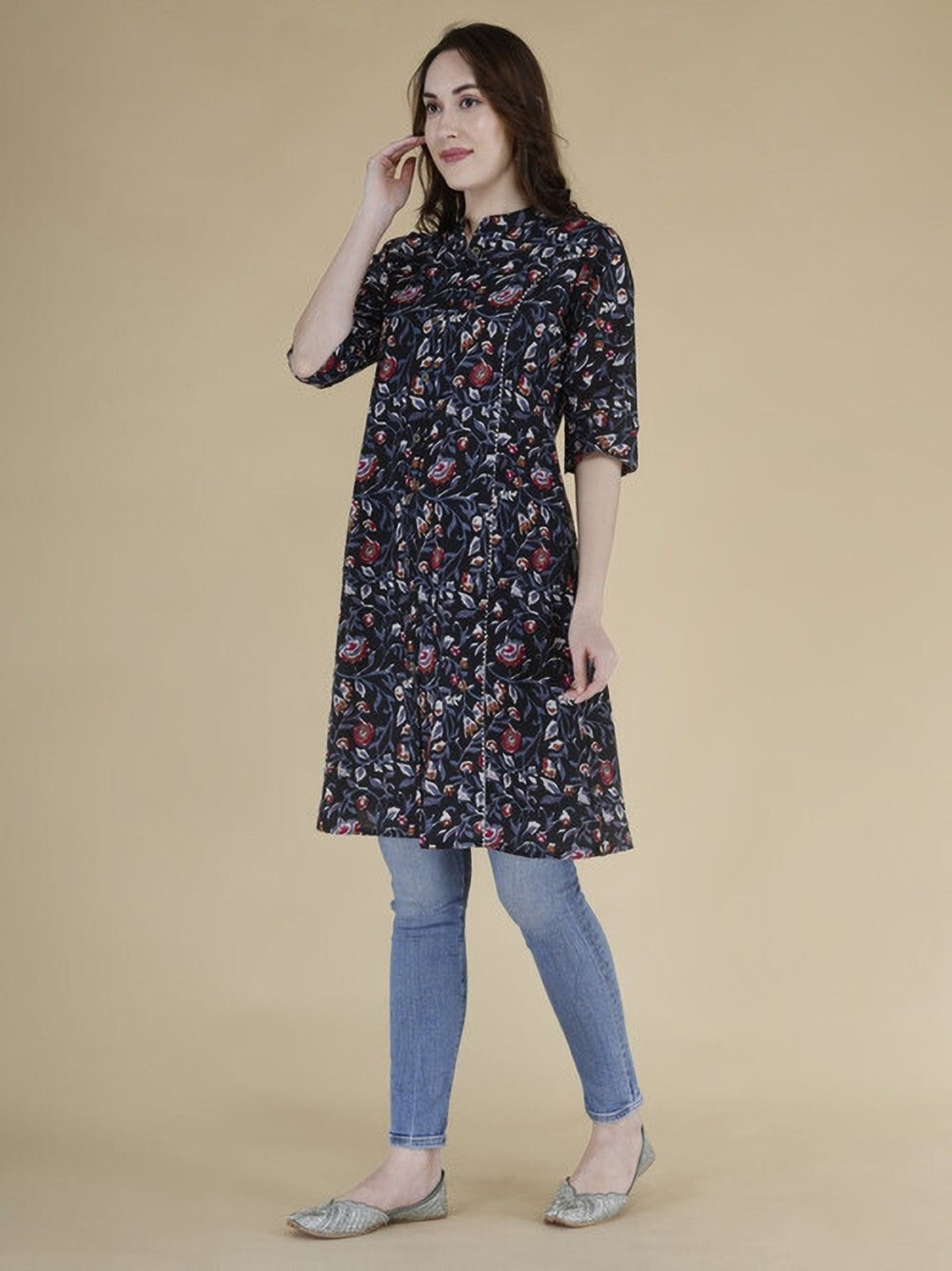 Image of HOC's Printed Pure Cotton Anarkali Kurta for Women (Multicolor)
