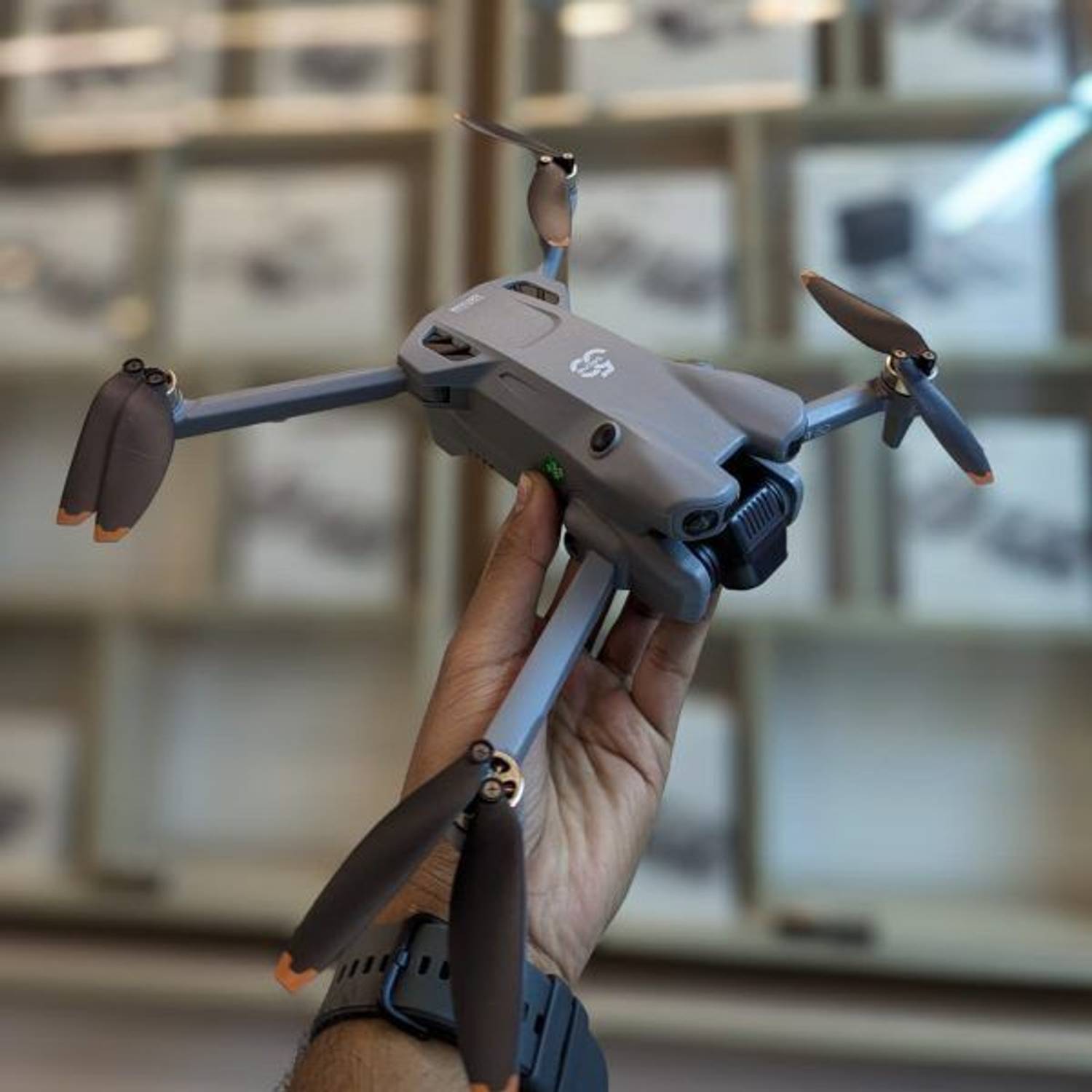 Divine GT50 SkyVoyager Pro Foldable GPS Drone - Image 3