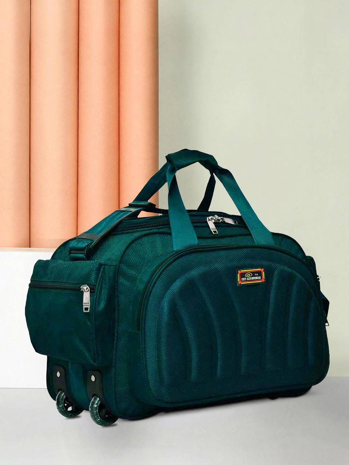 Inte Xfactor 60L Waterproof Polyester Travel Bag - Image 3