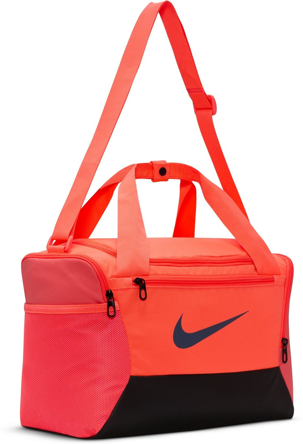 Image of NIKE Brasilia 9.5 Gym Duffel Bag