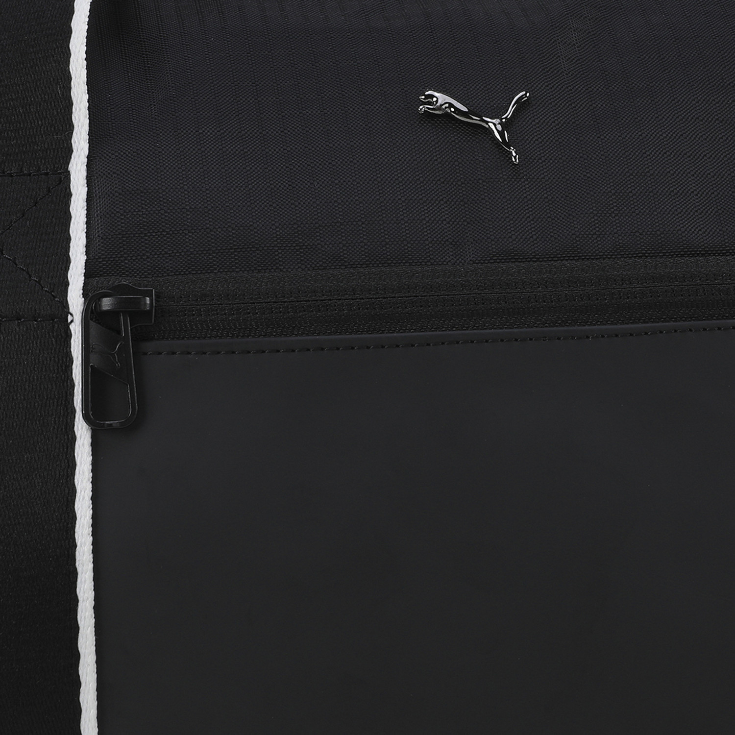 Image of PUMA 48 L Gym Duffel Bag - ESSENCE Unisex Barrel - Black