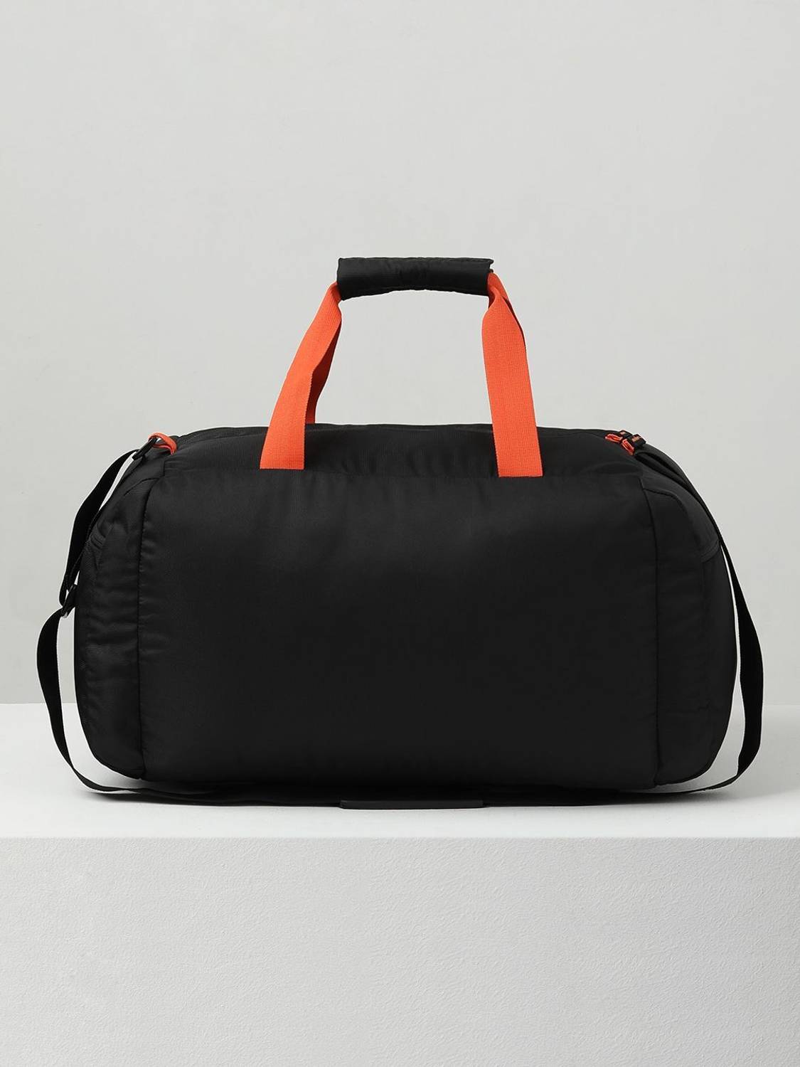 Wildcraft Flip Duf 2 Duffel Bag Black - Image 4
