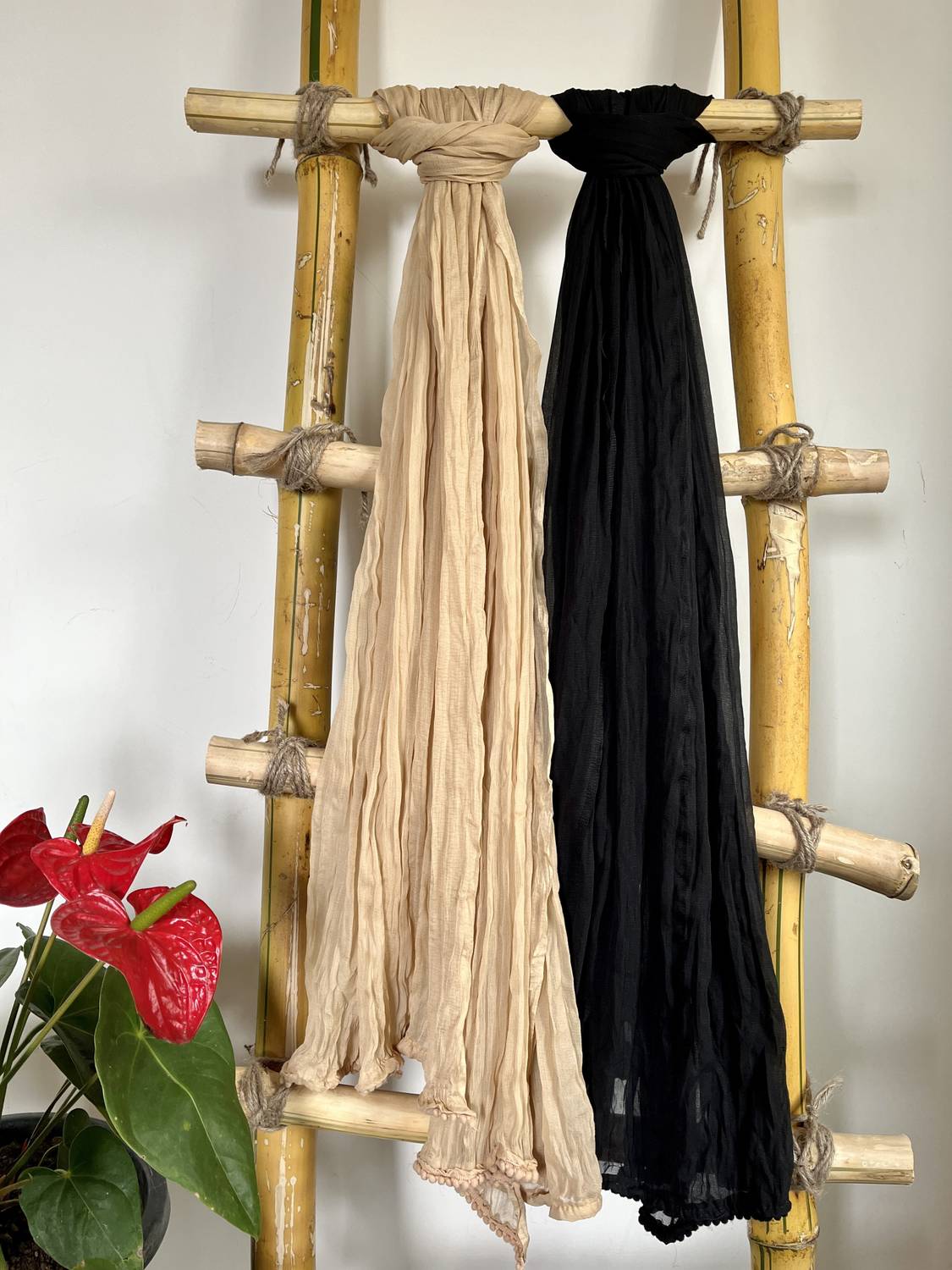 Hella Fashions Chiffon Solid Beige, Black Women Dupatta