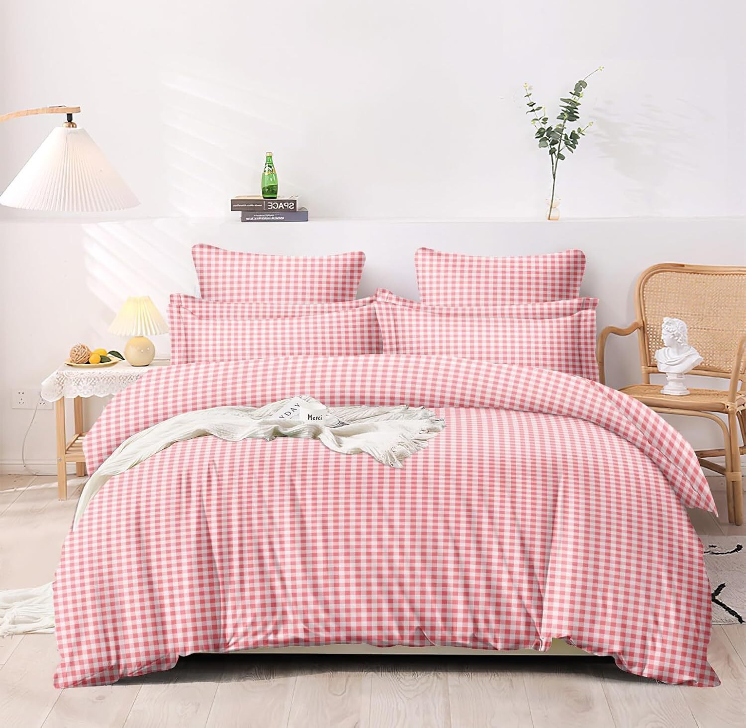 Image of MIGHTYCOZY Cotton Double Flat 220 TC Checkered 1 Bedsheet with 2 Pillow Covers