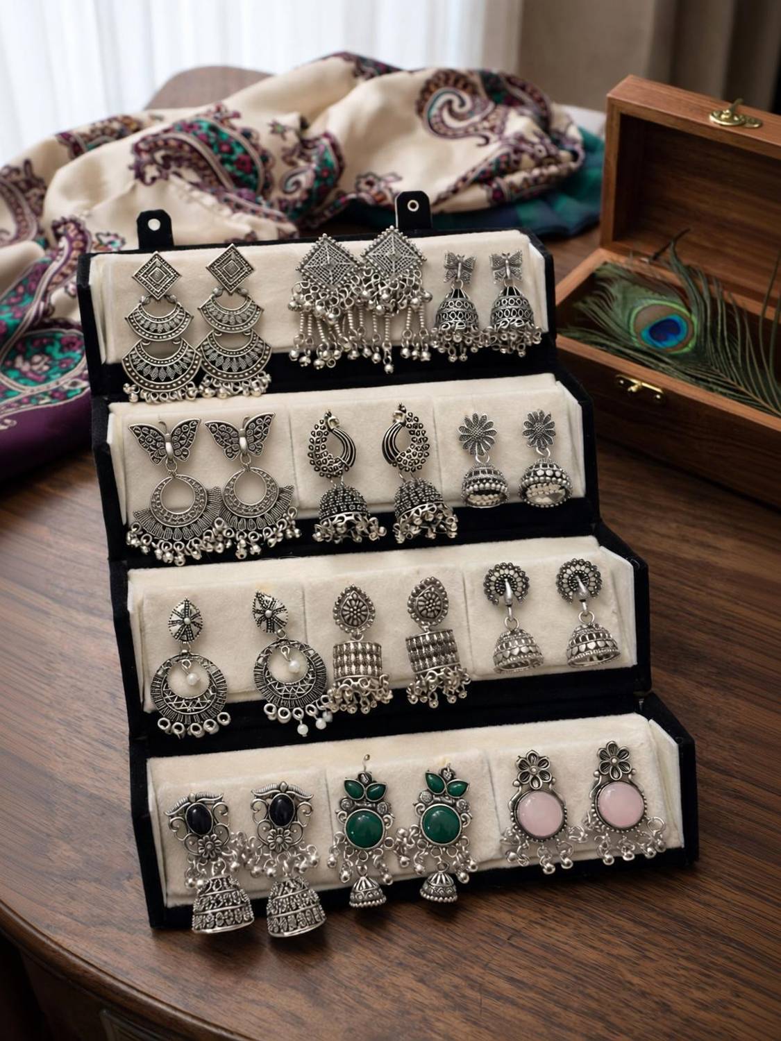 ELITEKRTZ 12 Pairs Diamond Alloy Earrings - Image 1