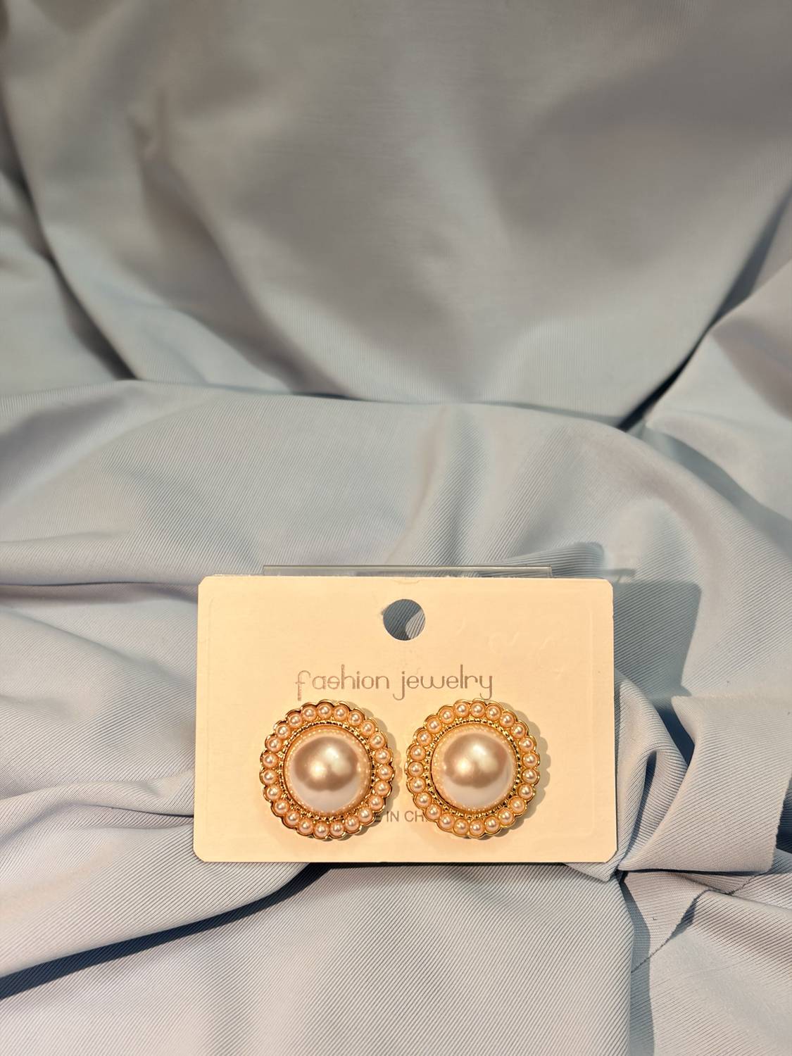 ALPHA WING Stylish fancy Latest Pearl Alloy Stud Earring Pearl Alloy Stud Earring Pearl Alloy Stud Earring