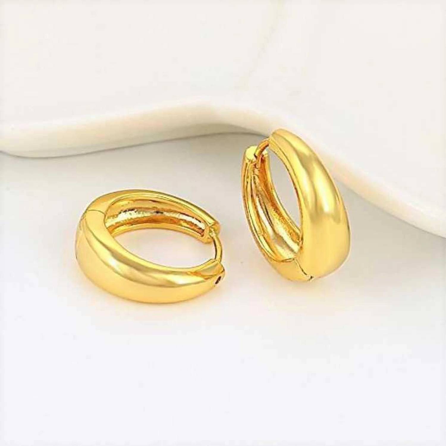 HOUSEOFTRENDZZ MENS Earing Kaju Bali Shaped Gold Plated Metal Hoop Earring (1 Pair-Gold Color) Stainless Steel Hoop Earring Stainless Steel Hoop Earring, Huggie Earring