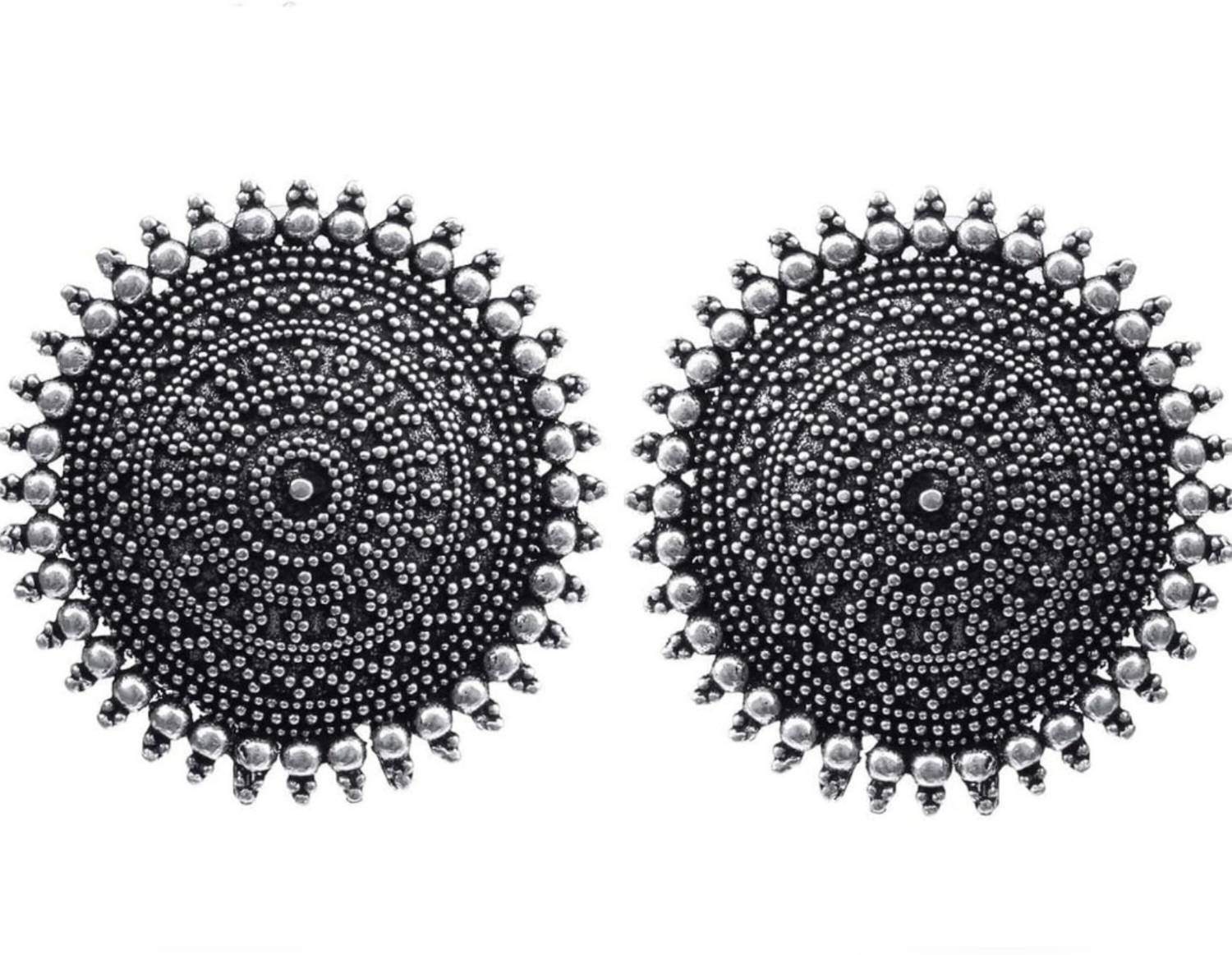 ALISS Oxidised Black Metal Simple & Stylish Silver Tops Earrings Brass Stud Earring