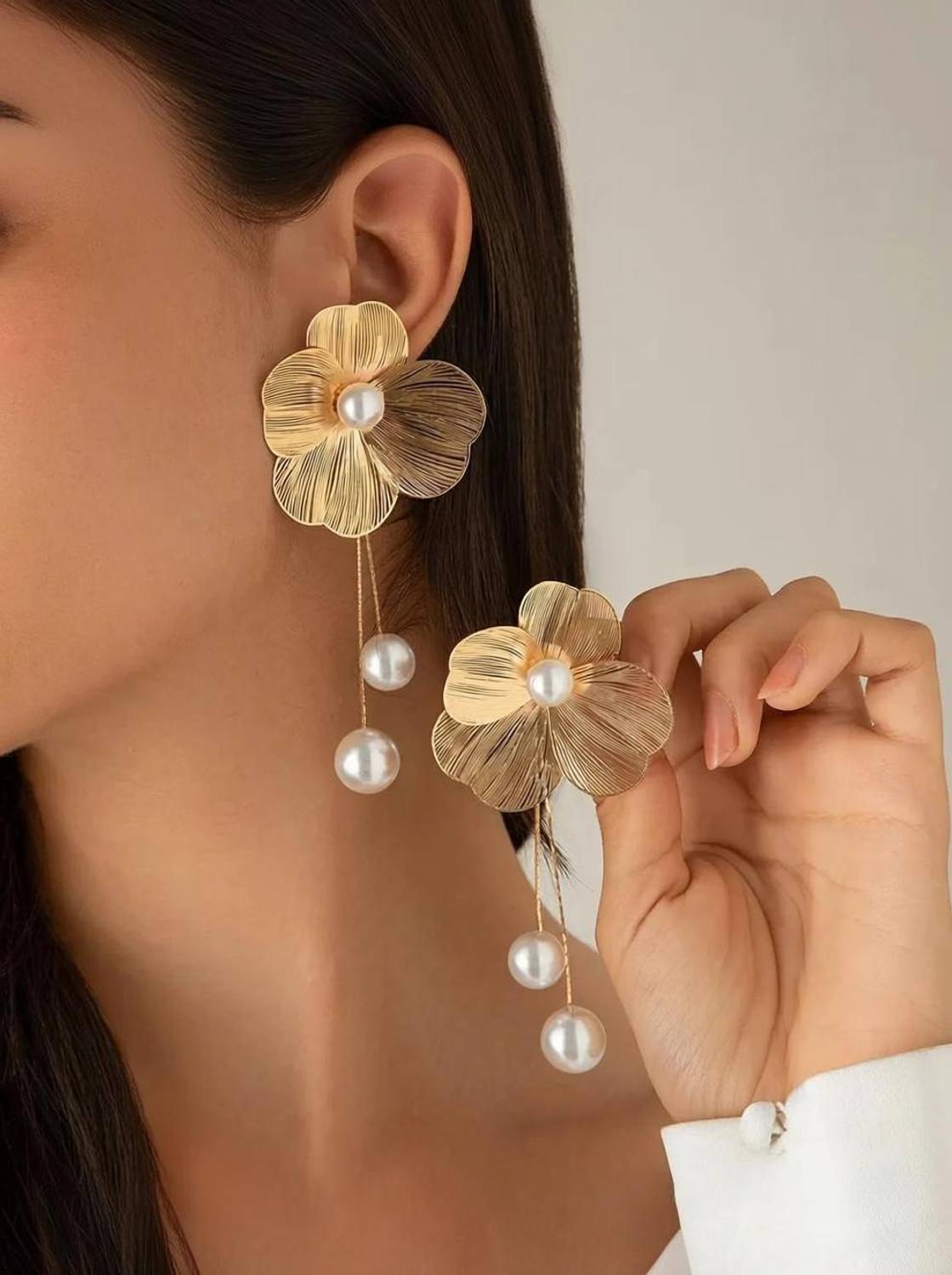 BLINKLOOK Earrings for Girls Korean Gold Flower Pearl Drops Party Wear Earrings for Women Pearl Alloy Stud Earring