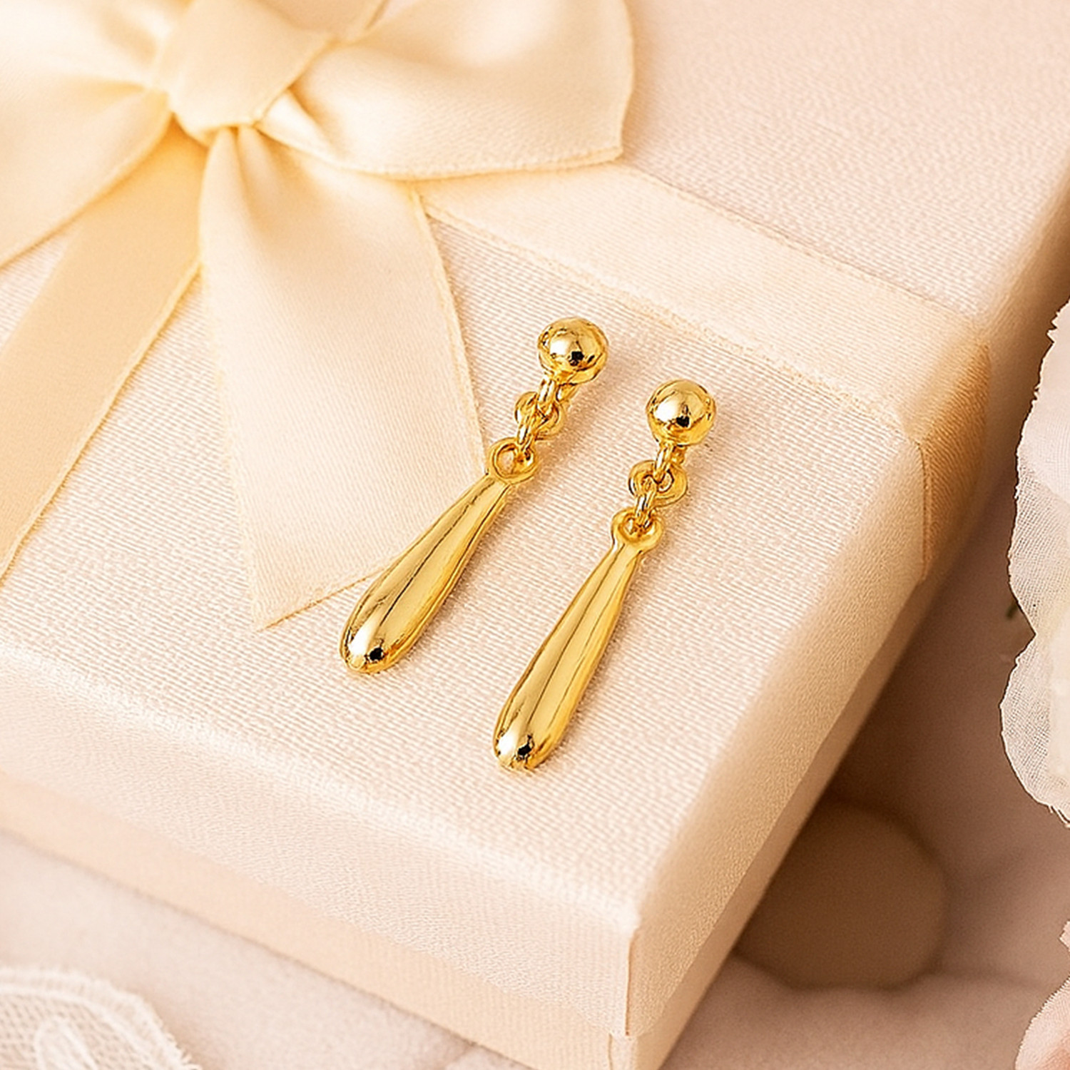 Image of Estele Earrings Alloy Drops & Danglers