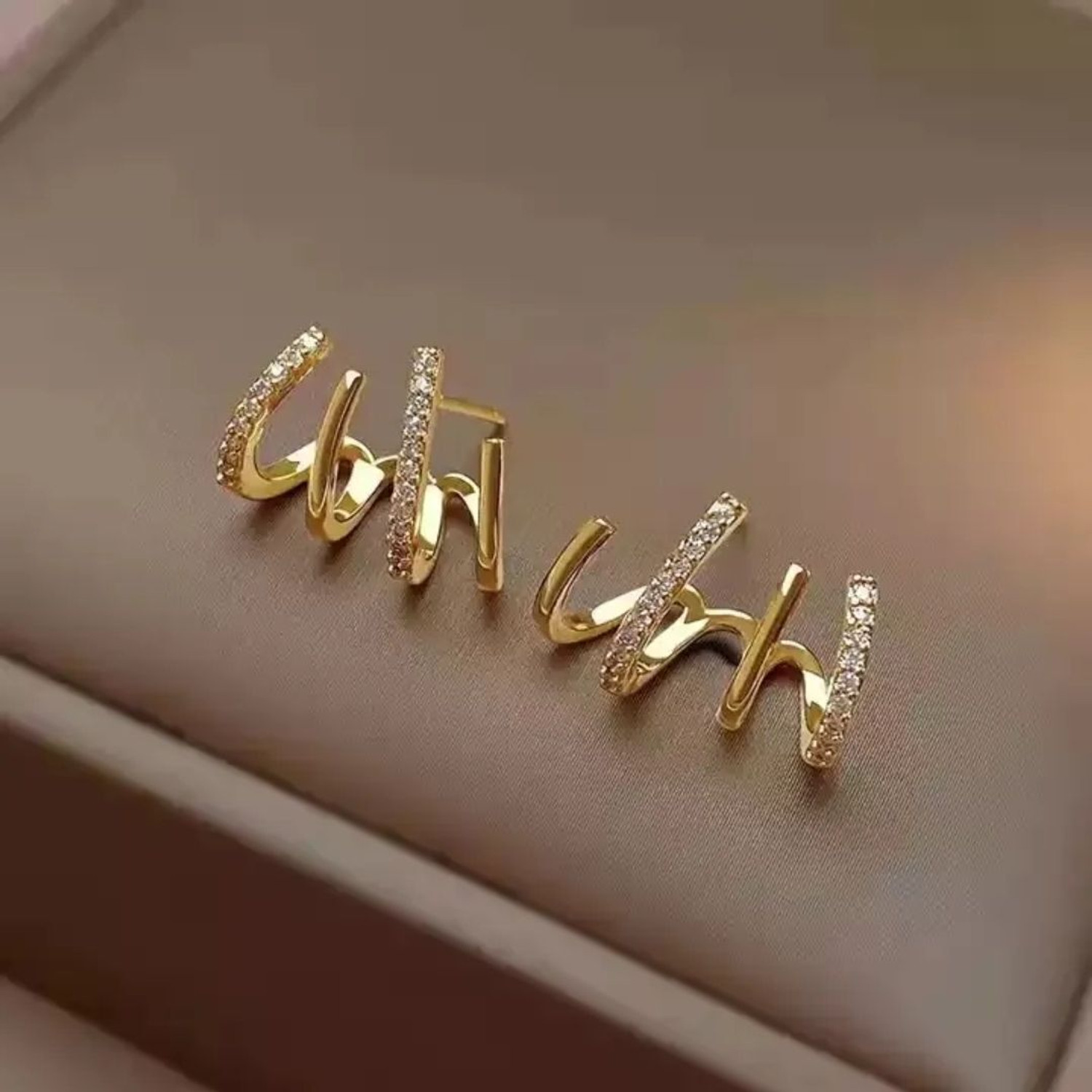 Image of estailo fashion Sandhyora Bling Blogger Daisy Earrings Cubic Zirconia Alloy Stud Earring