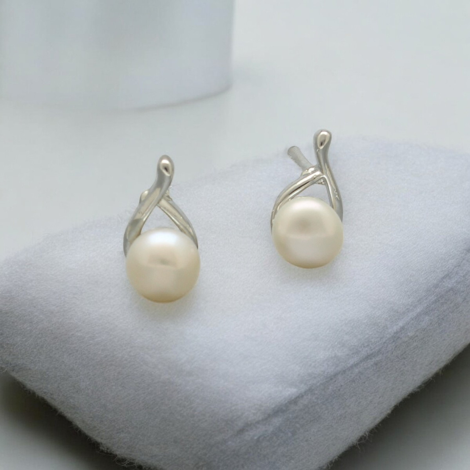 Image of Sri Jagdamba Pearls Girik Pearl Earrings Pack 4 Pearl Alloy Drops & Danglers