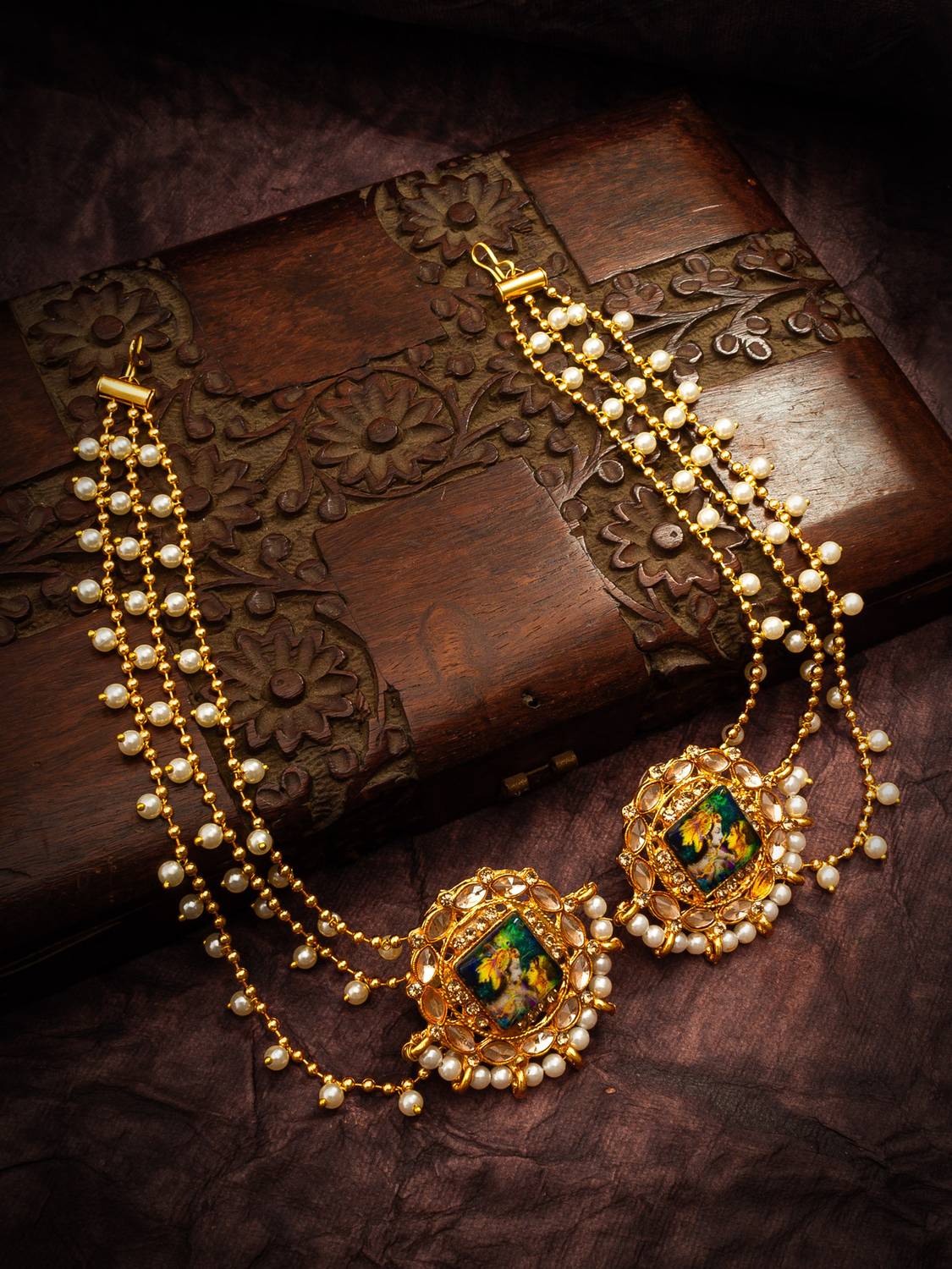 AADITA Radha Krishna Temple Jewellery Bahubali Long chain Jhumkha Pearl Diamond Pearl Alloy Jhumki Earring