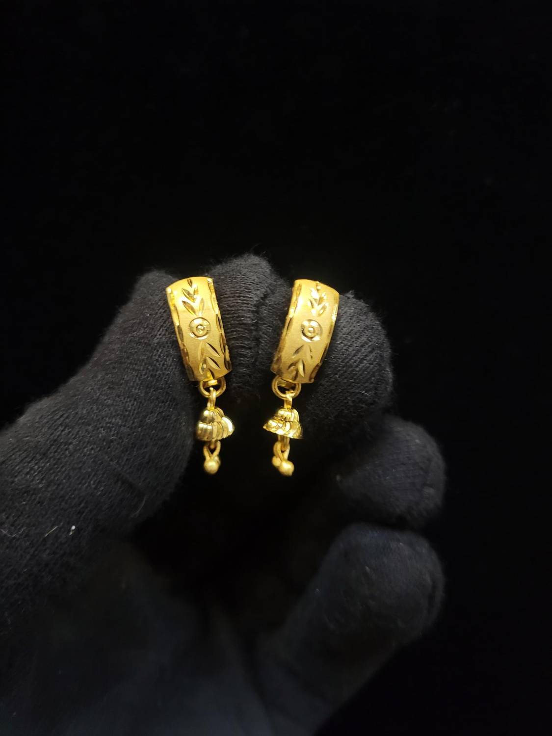 Ansh Enterpris Sui Dhaga Earring for Women and Girls Cubic Zirconia Alloy Huggie Earring