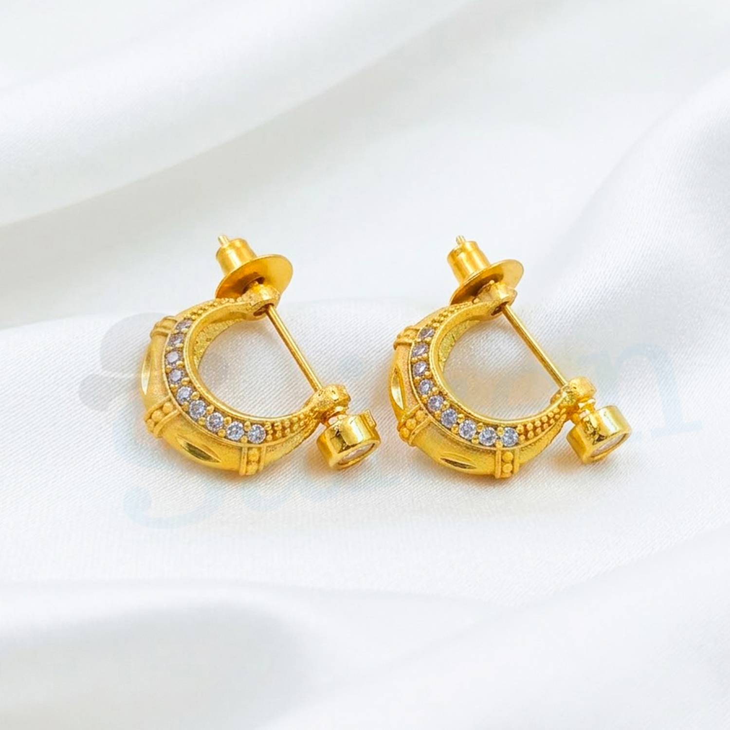Saizen Men Boys Gold Plated Stud Earrings - Image 5