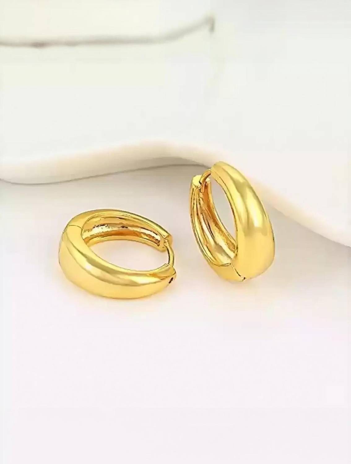 IGA COLLECTION Stylish Kaju Bali Shaped Gold Plated Hoop Earring (2 Pair) Metal Hoop Earring