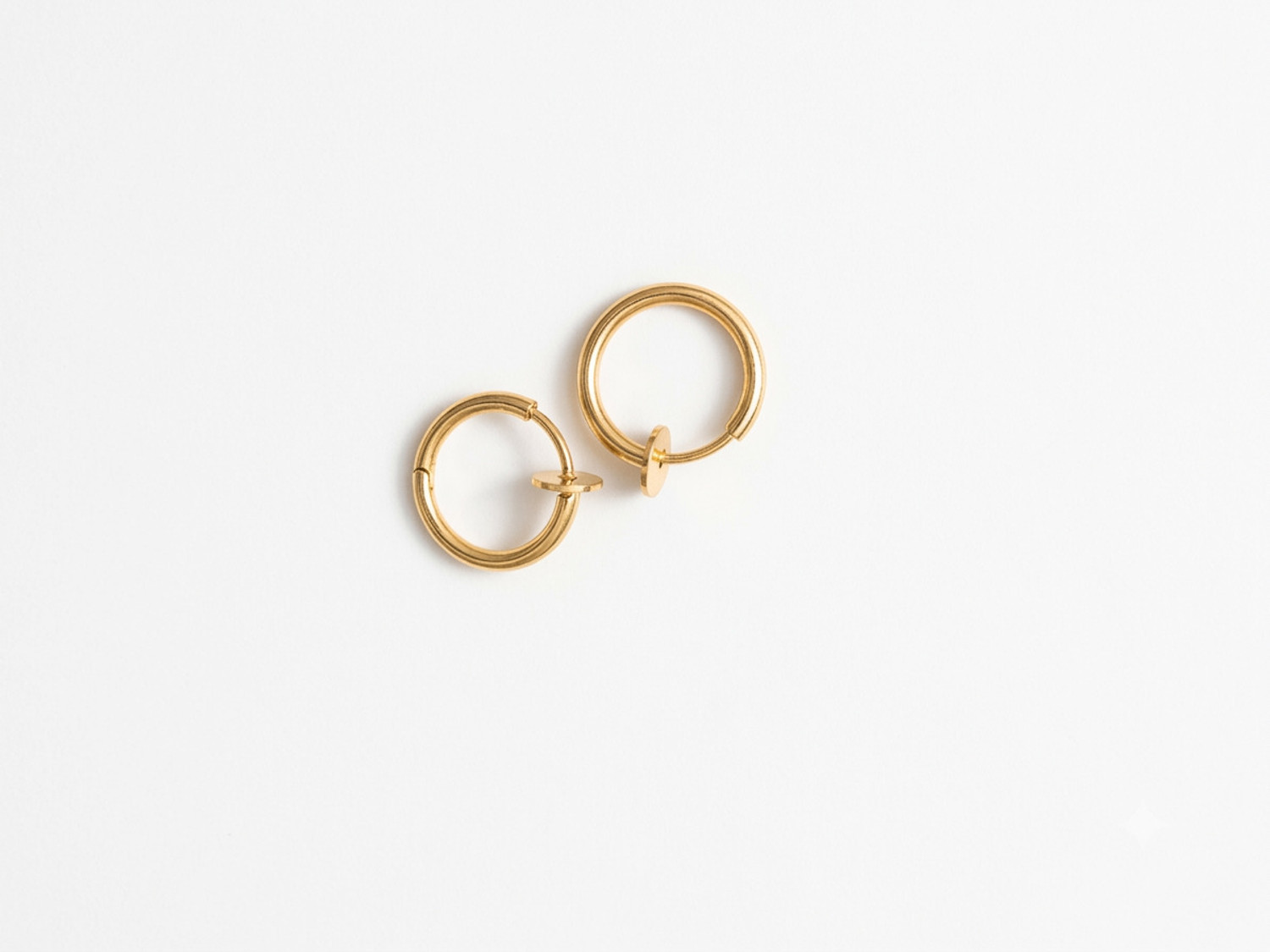 Image of aAVC ENTERPRISES Stylish Non-Piercing Earings For Men and Women Stainless Steel Clip-on Earring, Stud Earring, Plug Earring