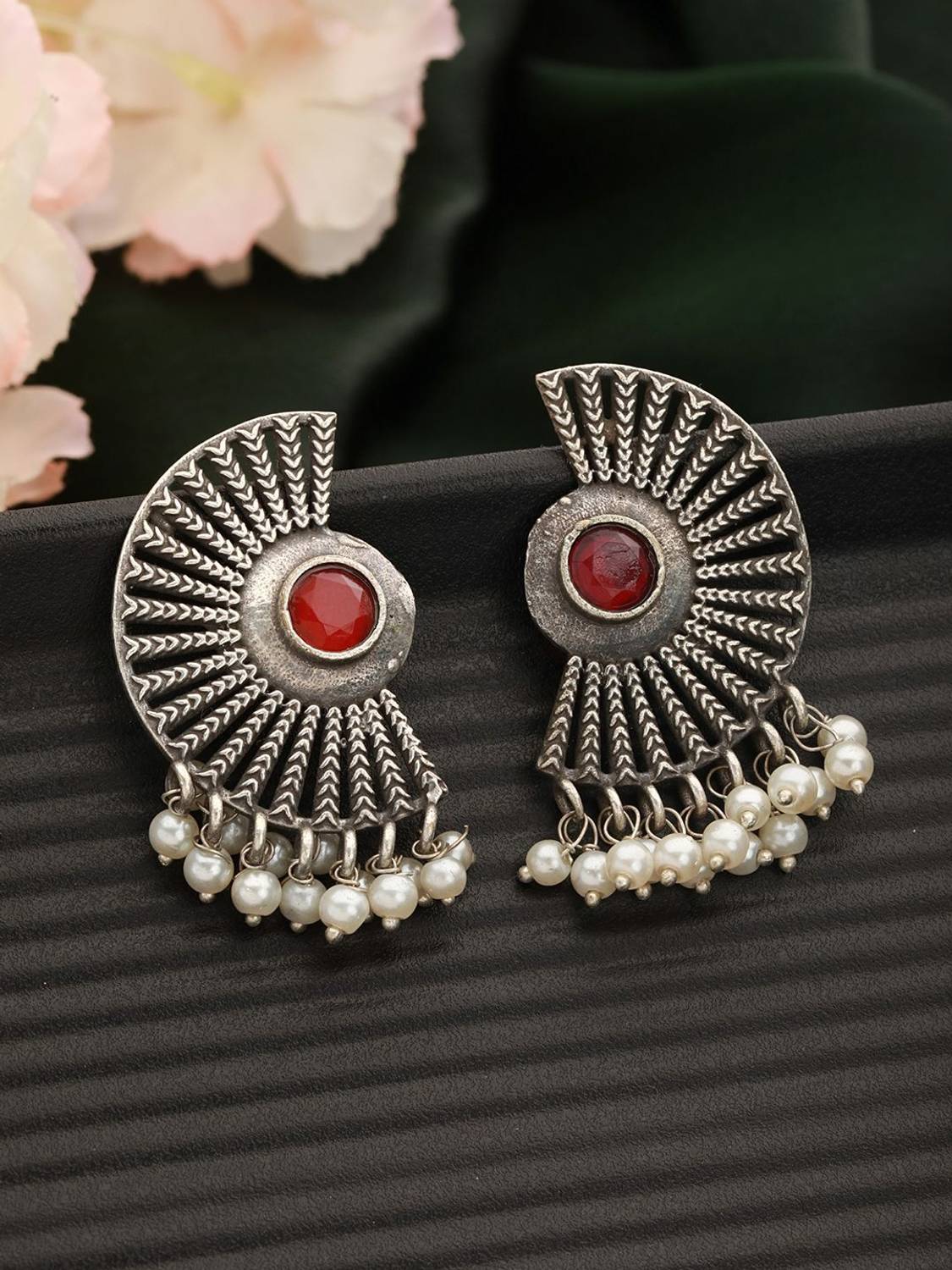 AATMANA Red & Oxidised Silver-Toned Contemporary Studs Earrings Cubic Zirconia Brass Stud Earring