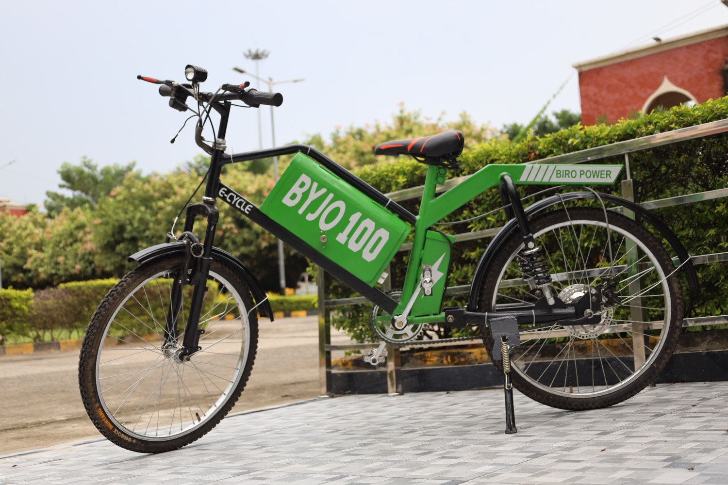 Image of BYJO BYJO100 24 inches Single Speed Lithium Iron Phosphate Electric Cycle