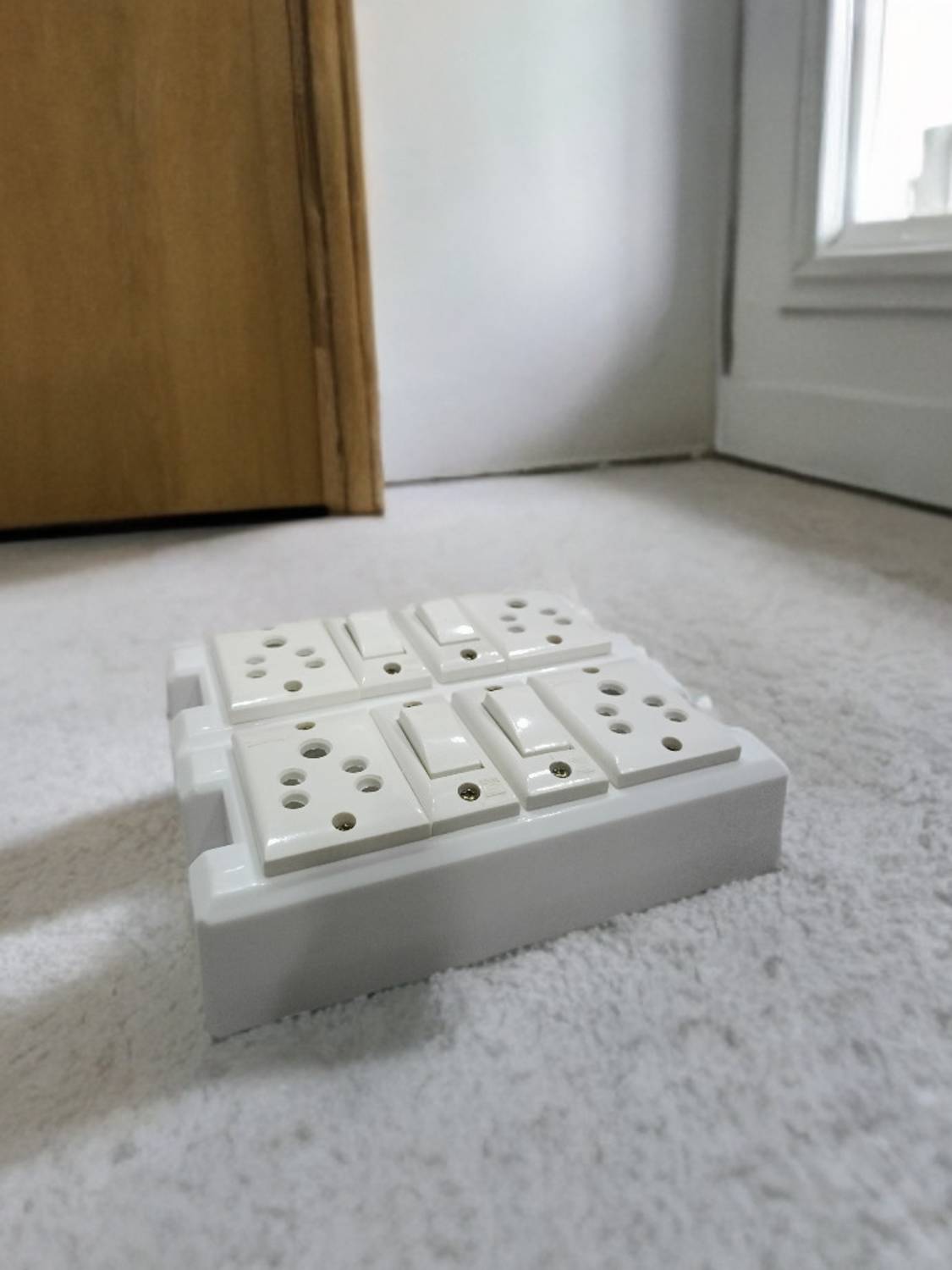 SS TRADER 8 Way Combined Board 4 Socket 4 Switch Full Completely