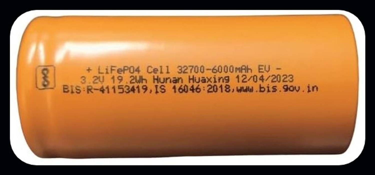 HouseOfCommon 2x 32700 LiFePO4 6000mAh 32V Battery - Image 1