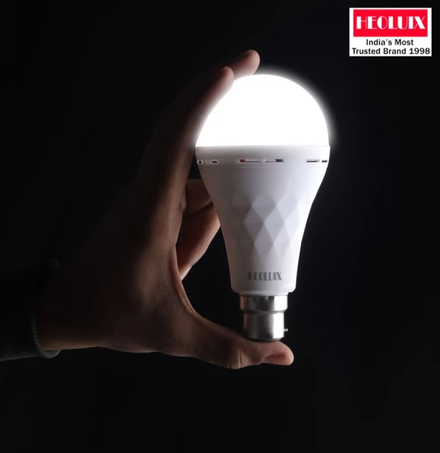 Image of heoluix emergency inverter led bulb 12 watt 4 hrs Bulb Emergency Light