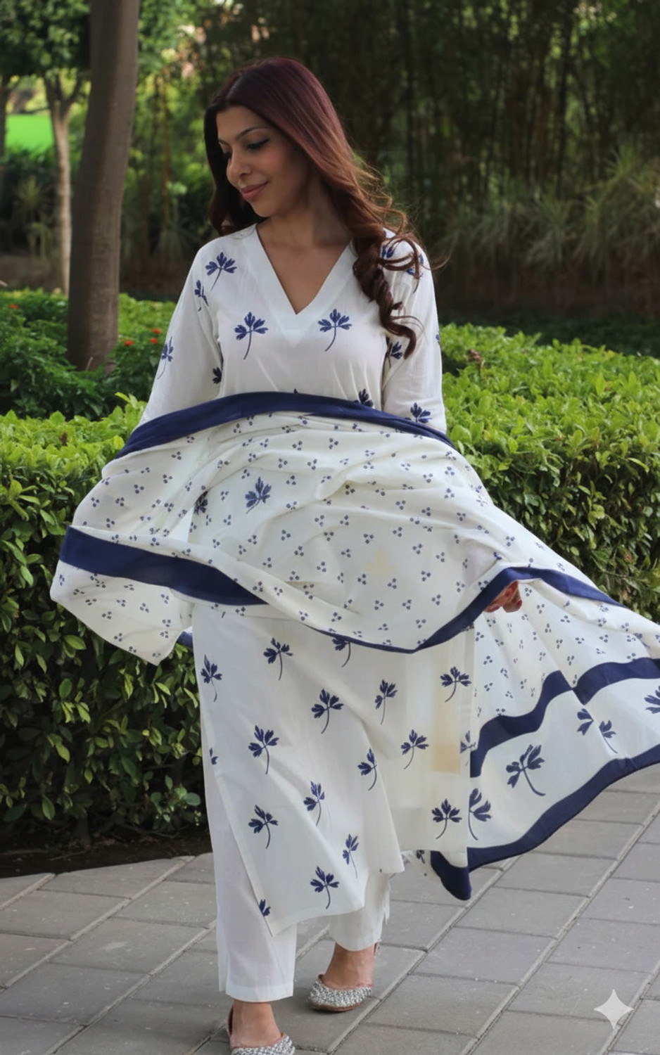 Image of SANGOURI Women Kurti Pant Attached Dupatta Set