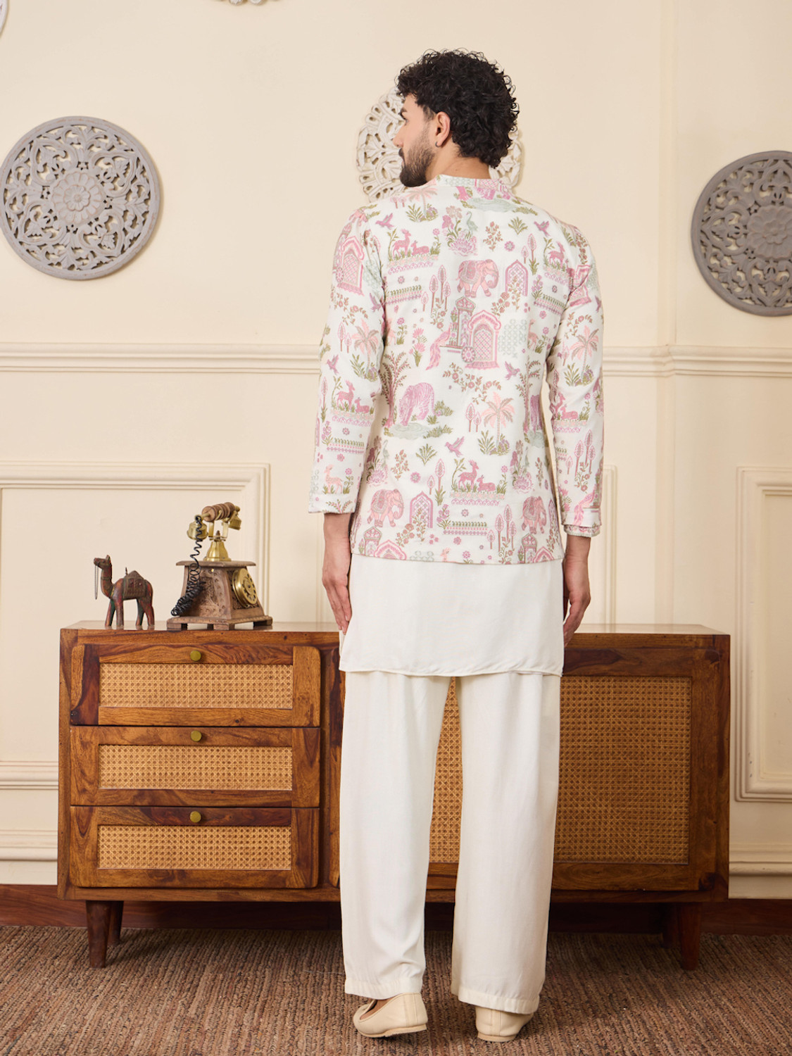 Image of House of Pataudi Men Kurta Pyjama Ethnic Jacket Set