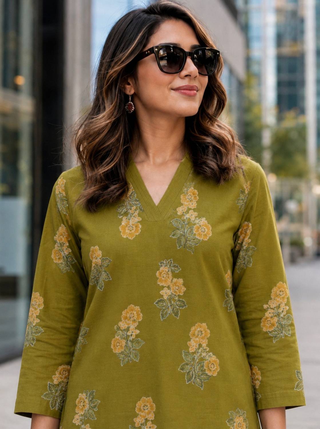 TRANAV Women Kurta Pant Set - Image 4