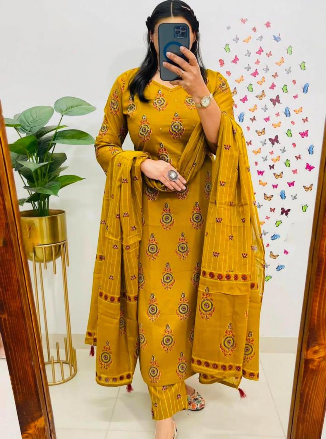Image of ZIBORI Women Kurti Pant Dupatta Set