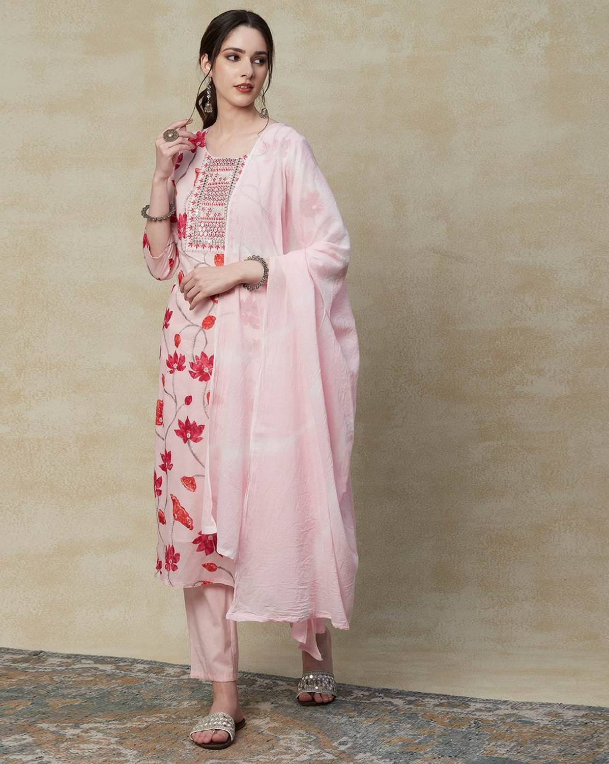 JANKHANA Women Kurta Pant Dupatta Set