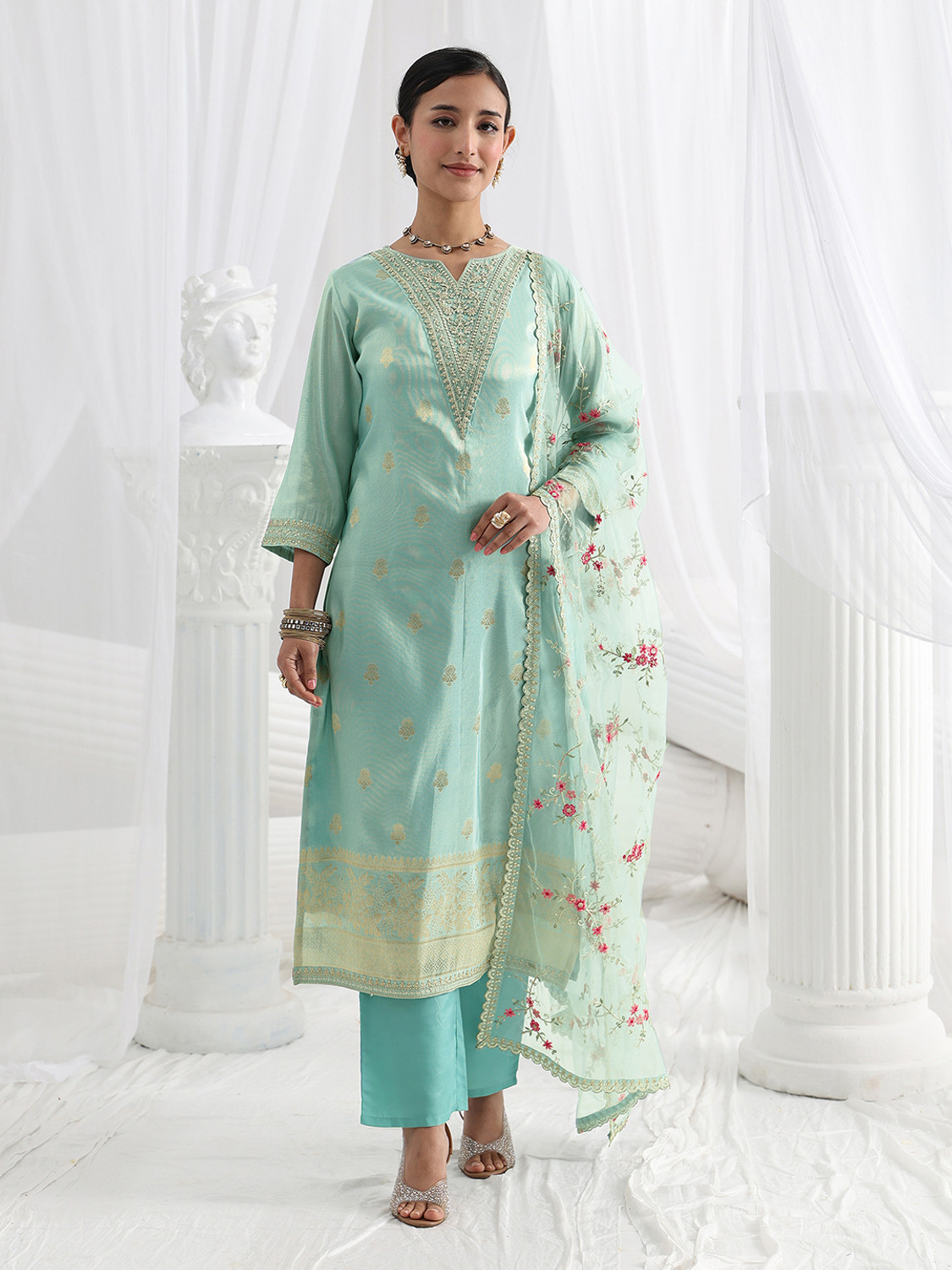Image of LIBAS Women Kurta Pant Dupatta Set