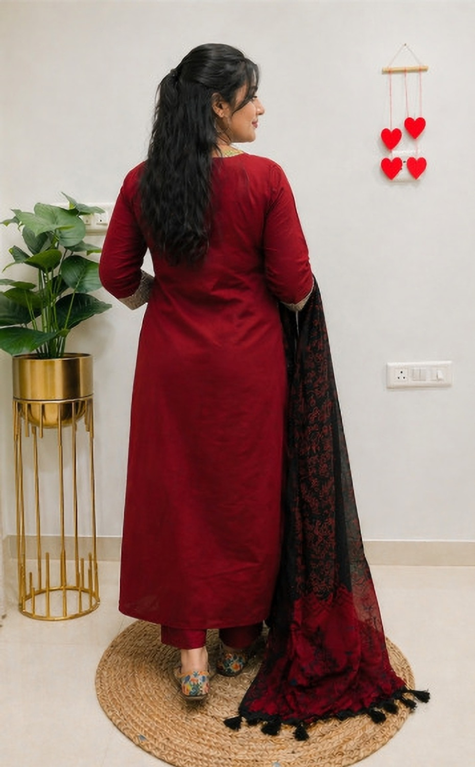 Image of SHREEPADSAREES Women Kurta Pant Dupatta Set