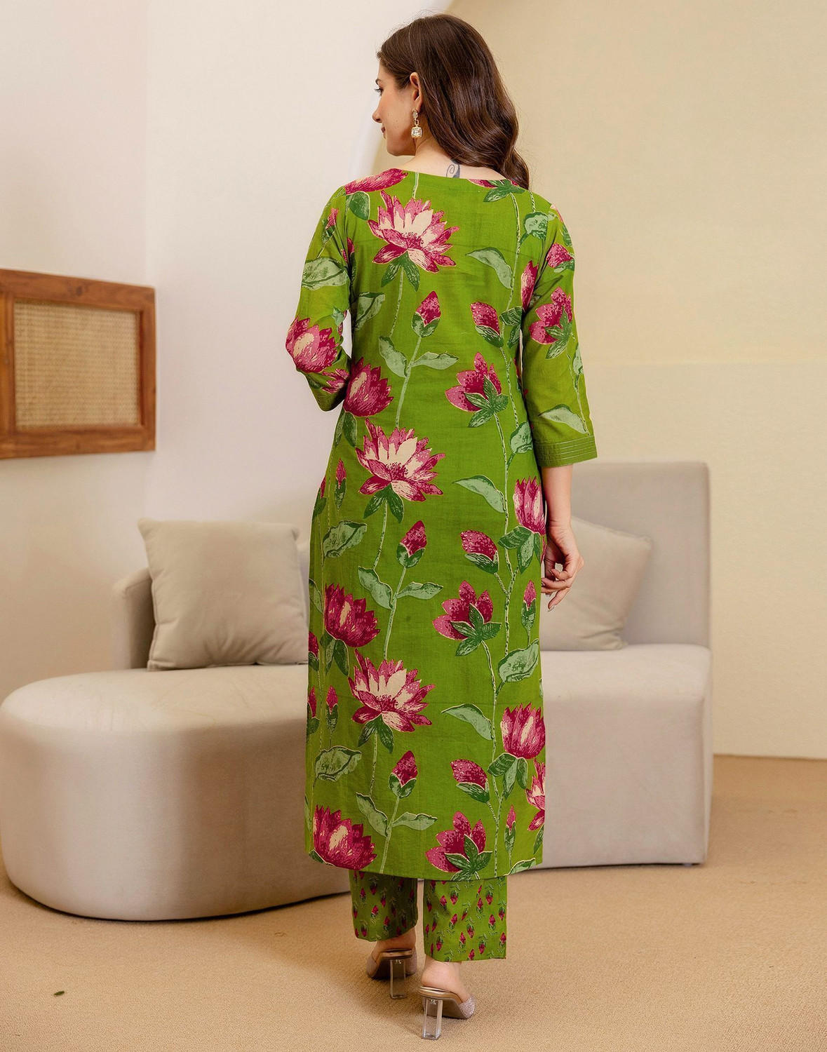 Image of Skylee Women Kurta Pant Dupatta Set
