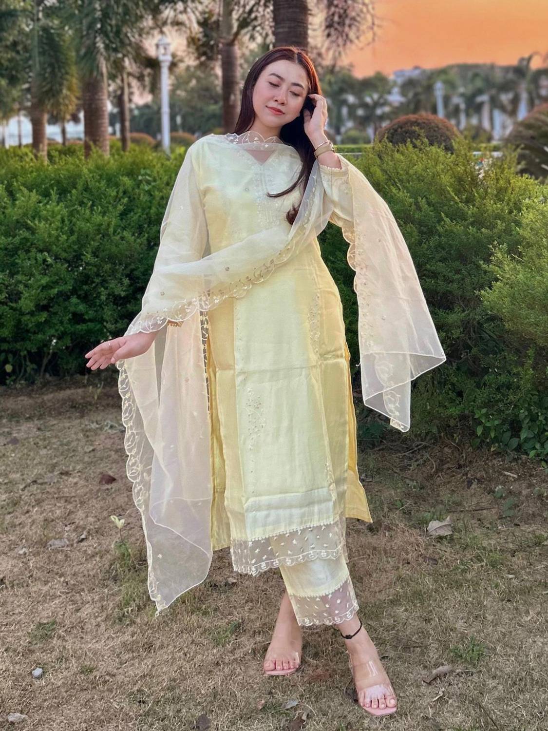 VredeVogel Women Kurta Pant Dupatta Set - Image 1