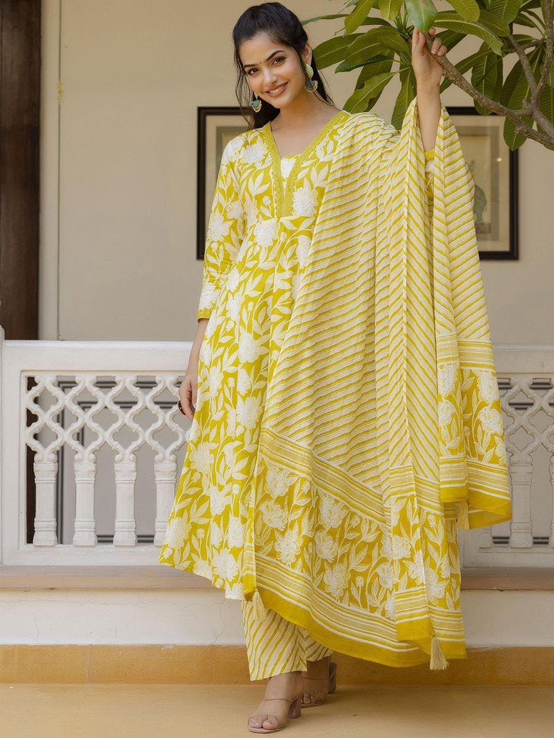 Image of ANOUK Women Kurta Pyjama Dupatta Set