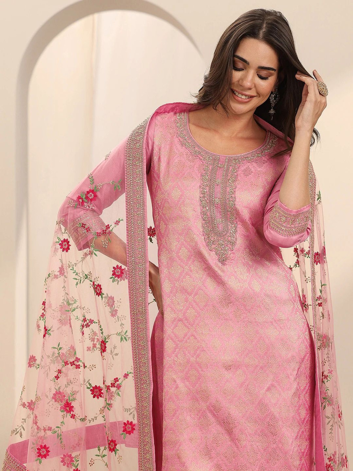 Image of LIBAS Women Kurta Pant Dupatta Set