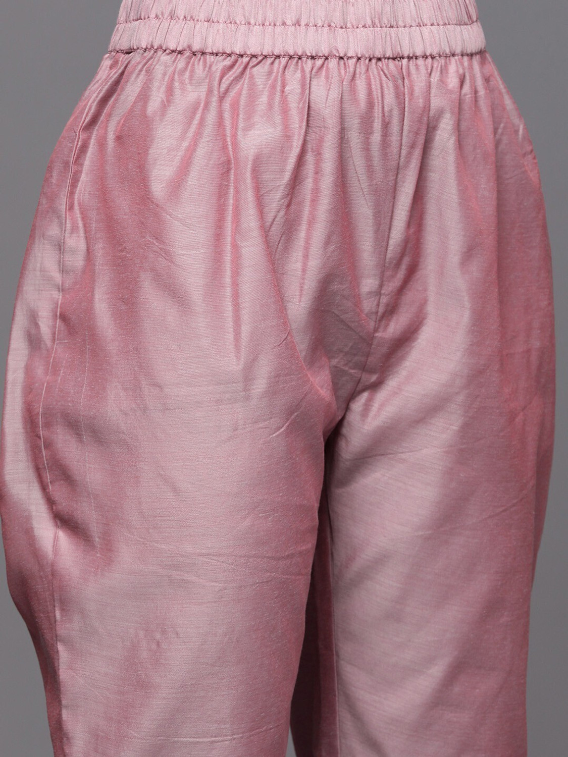 Image of DECIZE CLOTHING Women Chanderi Kurta Pant Set